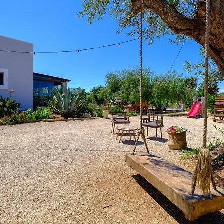 Calamate Farm stay *