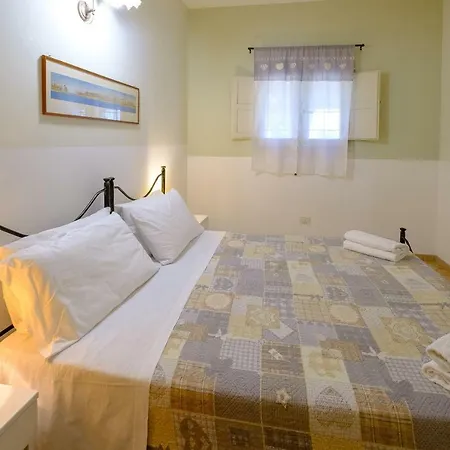 Κατάλυμα σε φάρμα Calamate